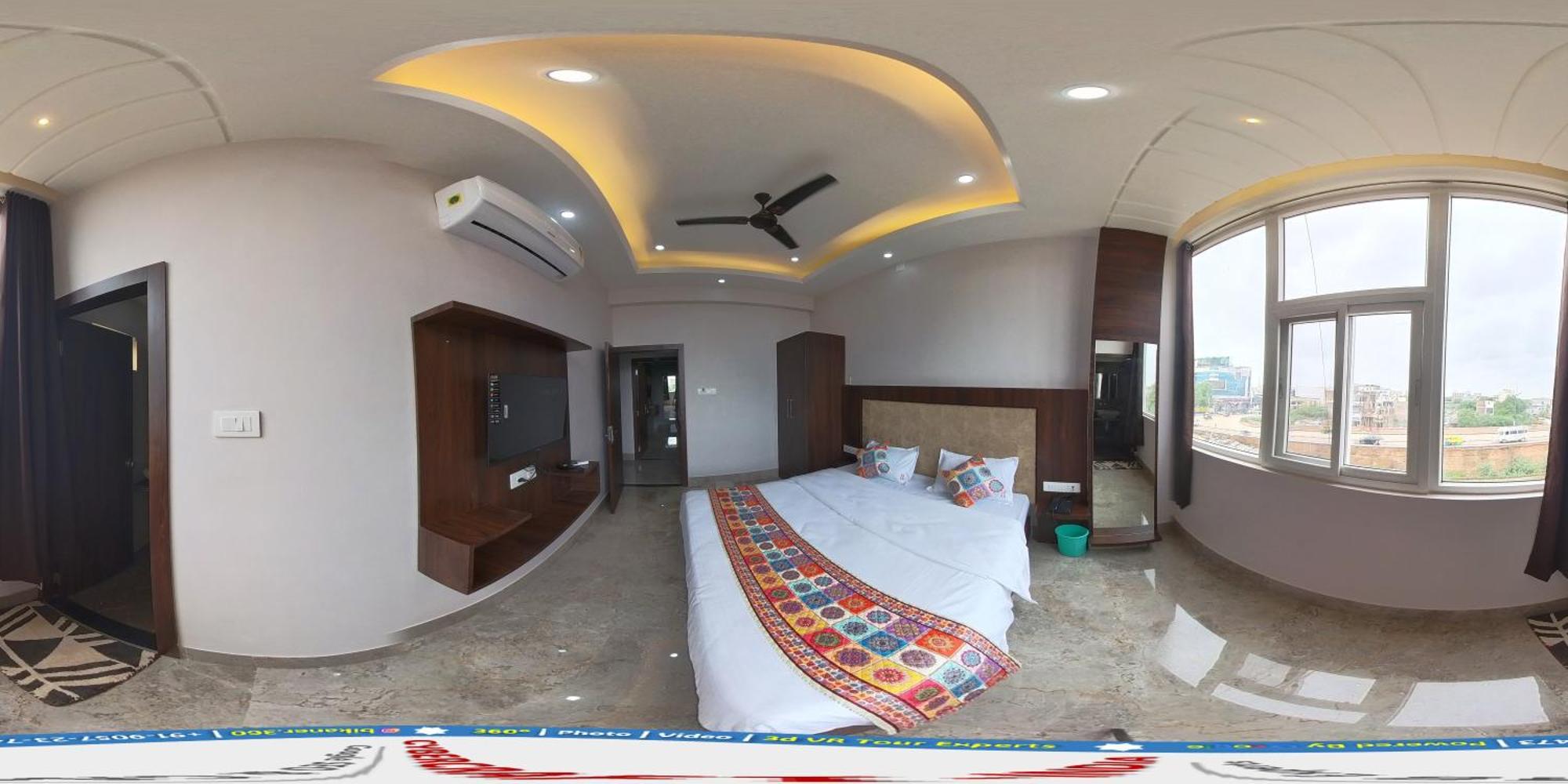 Hotel Delite Биканер Экстерьер фото