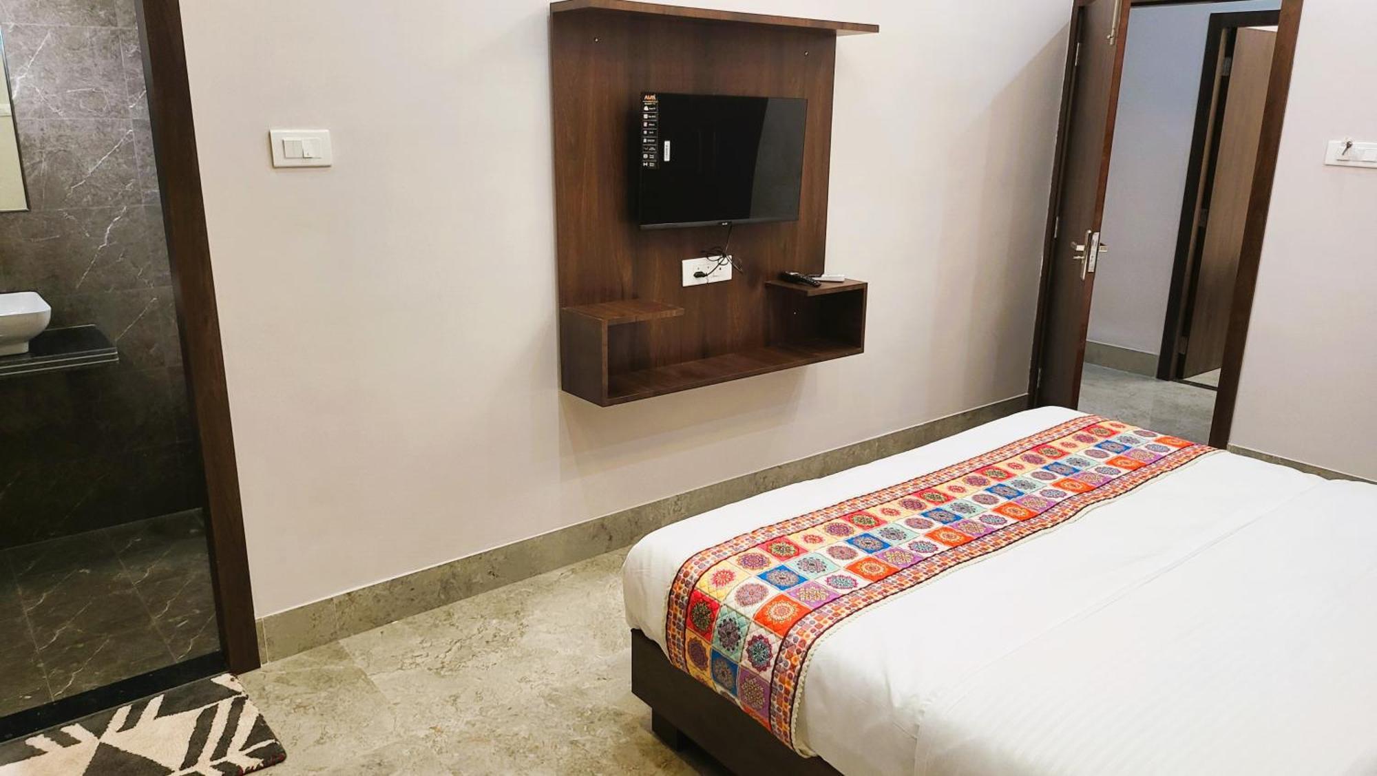 Hotel Delite Биканер Экстерьер фото