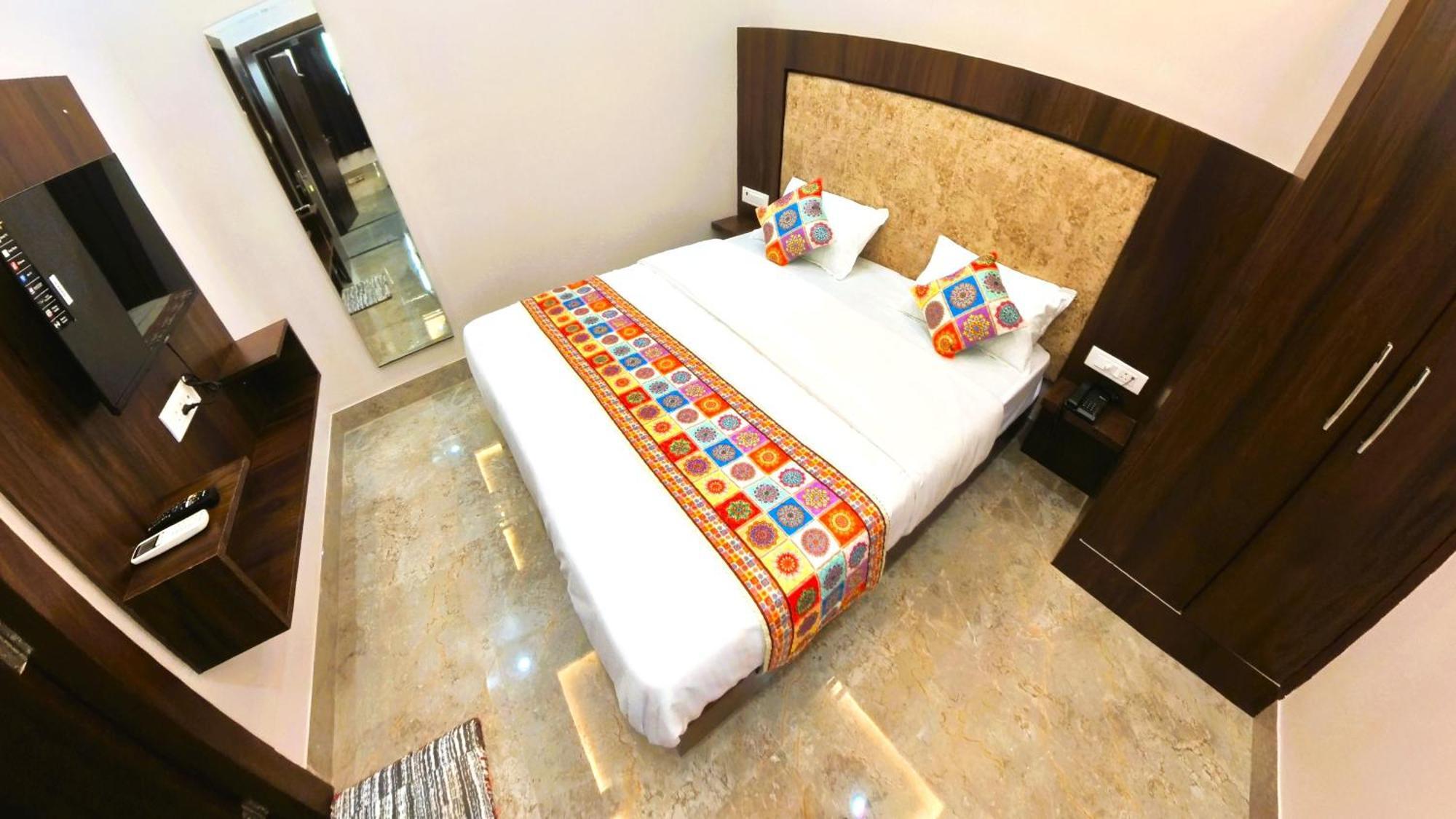Hotel Delite Биканер Экстерьер фото